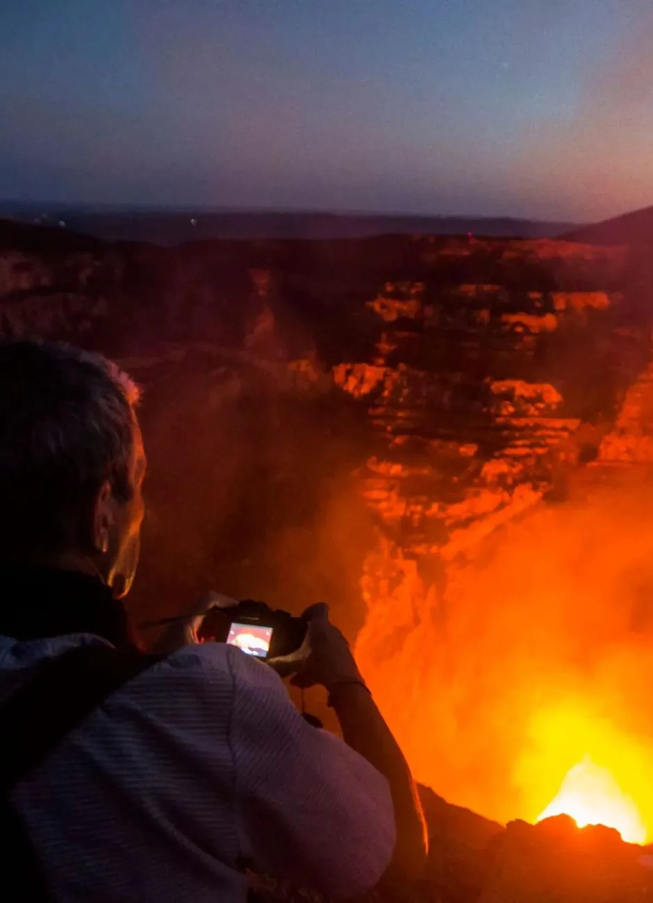 Night tour to the active lava crater of Masaya Volcano